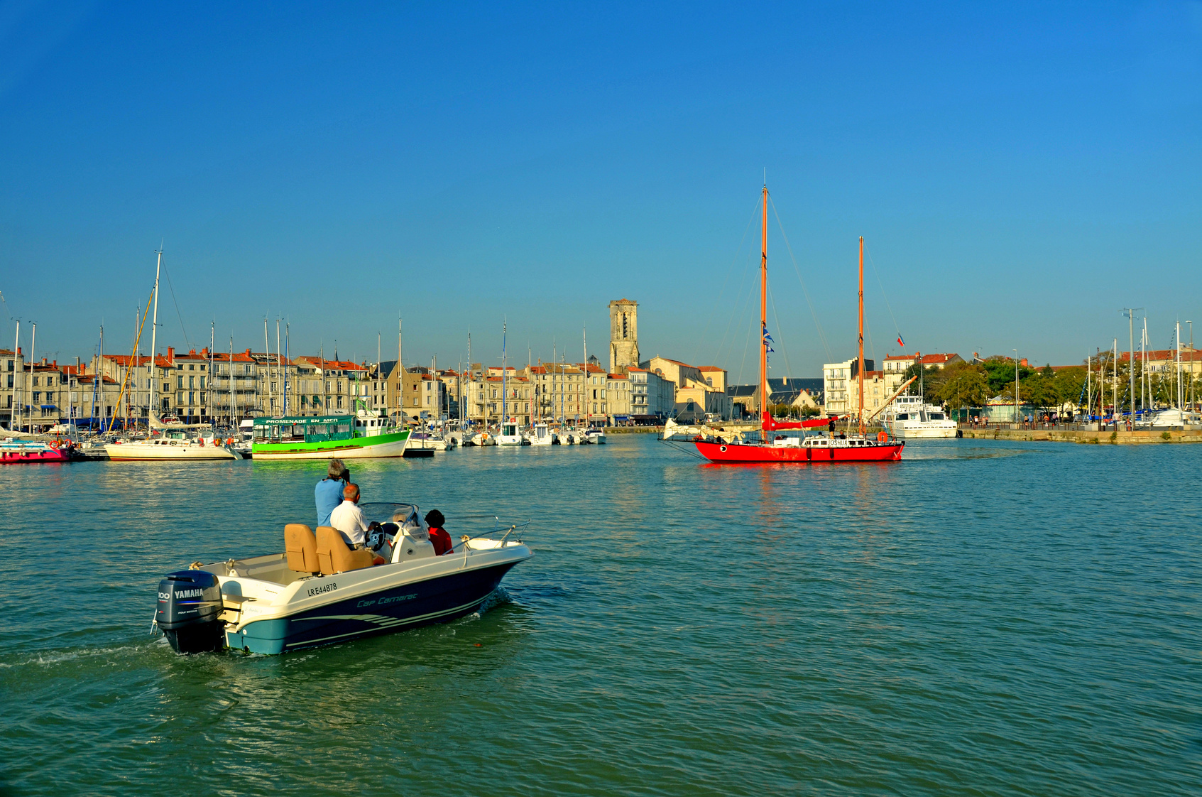Les pieds dans l’eau à la Rochelle